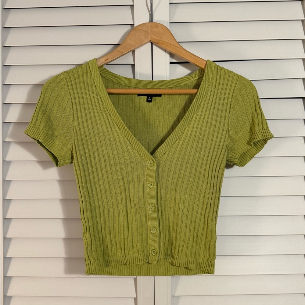 Pacsun Green Ribbed V-Neck Button-Up Blouse